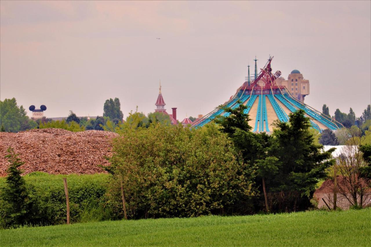 Aladdin And Jasmine'S Near Disney Chalifert Bagian luar foto